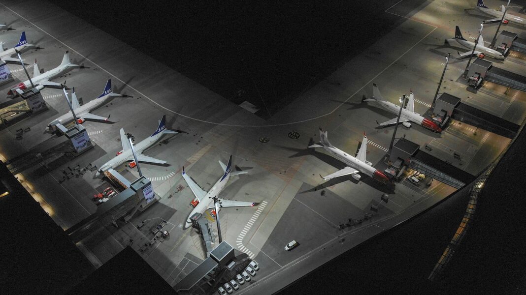 Parkerte fly på Oslo lufthavn mars 2020